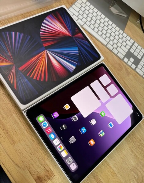 รับจำนำ ipad pro 12.9" M1 3 1000077748
